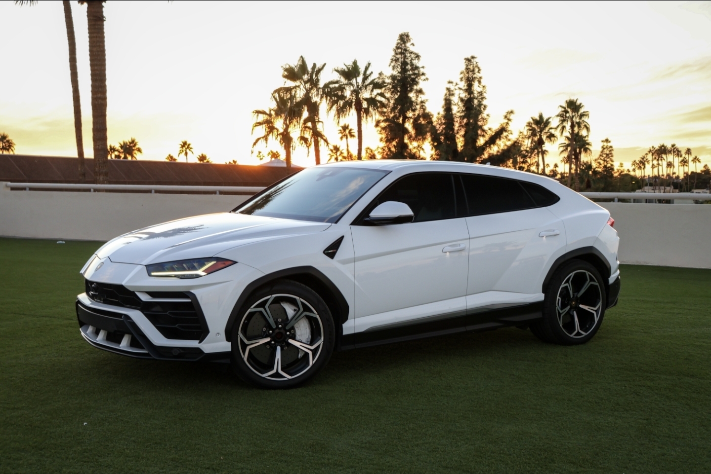 2025 Lamborghini Urus S photo 6 - BExotic Scottsdale, AZ