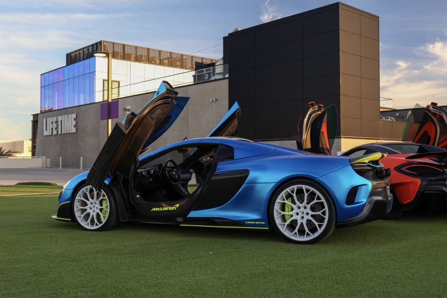 McLaren 650S Spider photo 10 - BExotic Scottsdale, AZ