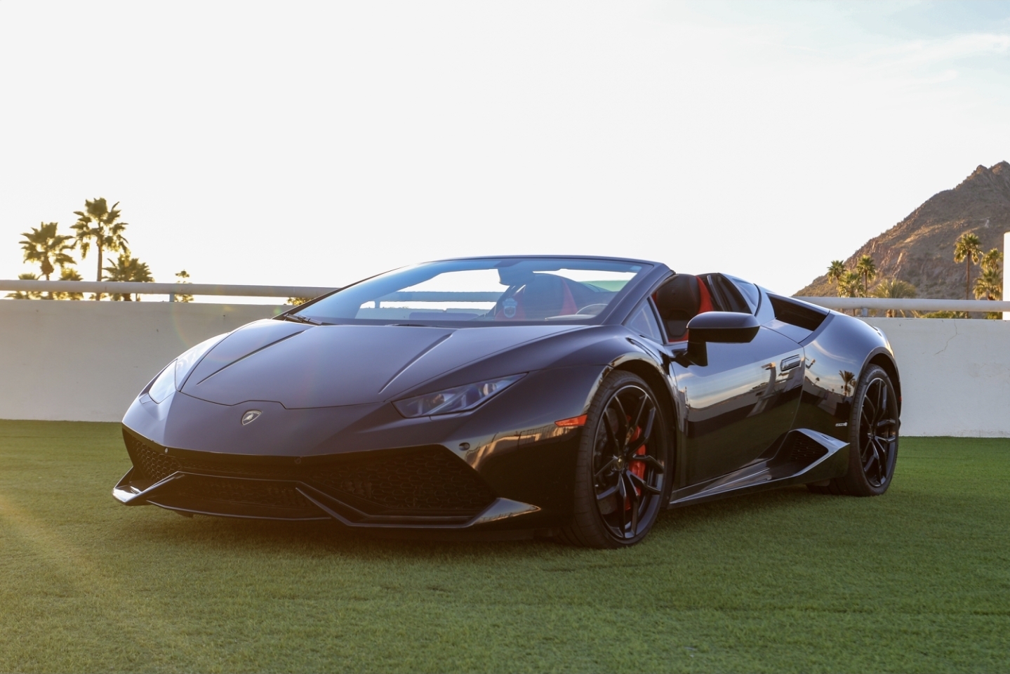 2021 Lamborghini Huracan Spyder photo 3 - BExotic Scottsdale, AZ