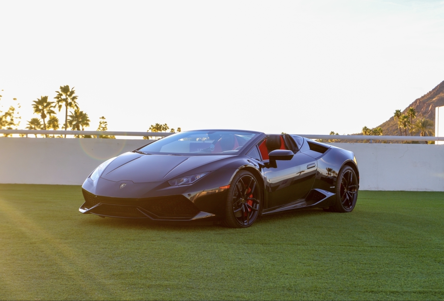 2021 Lamborghini Huracan Spyder photo 4 - BExotic Scottsdale, AZ