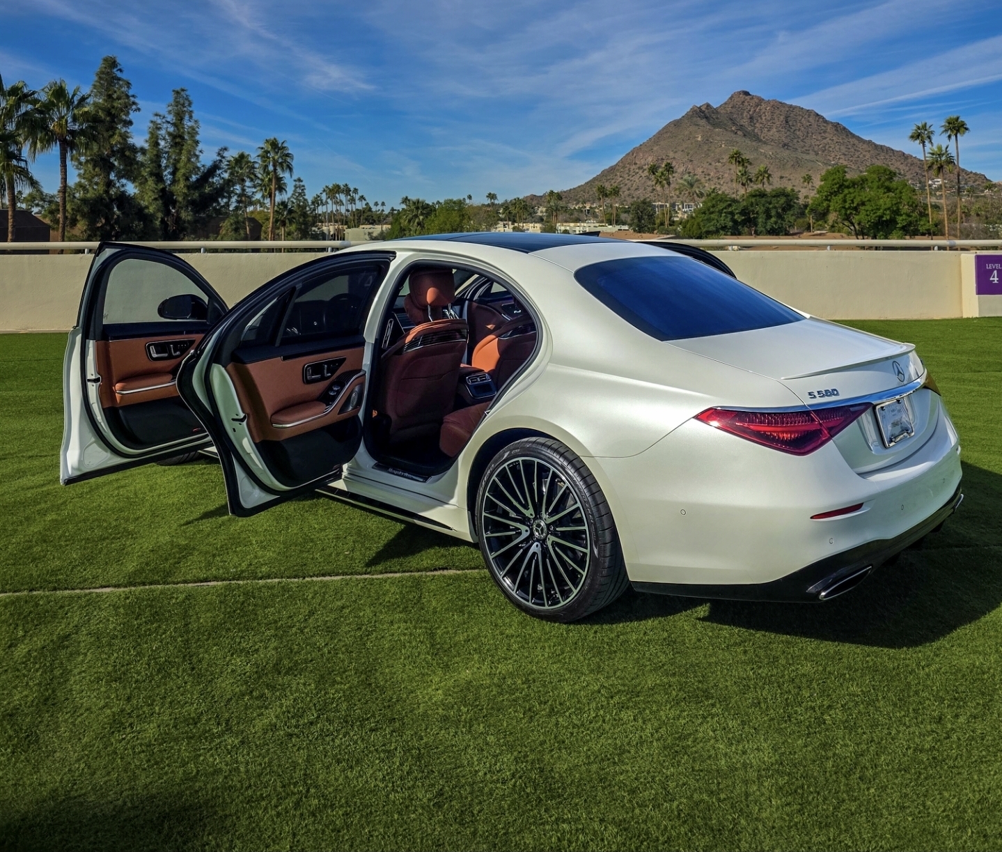 Mercedes-Benz S580 photo 5 - BExotic Scottsdale, AZ