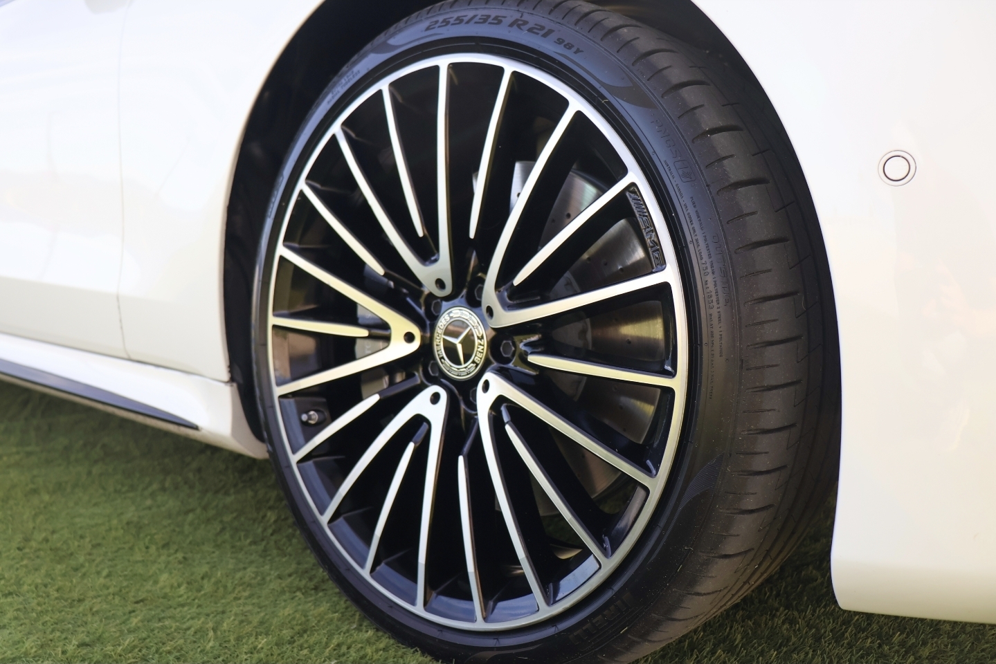 Mercedes-Benz S580 photo 7 - BExotic Scottsdale, AZ