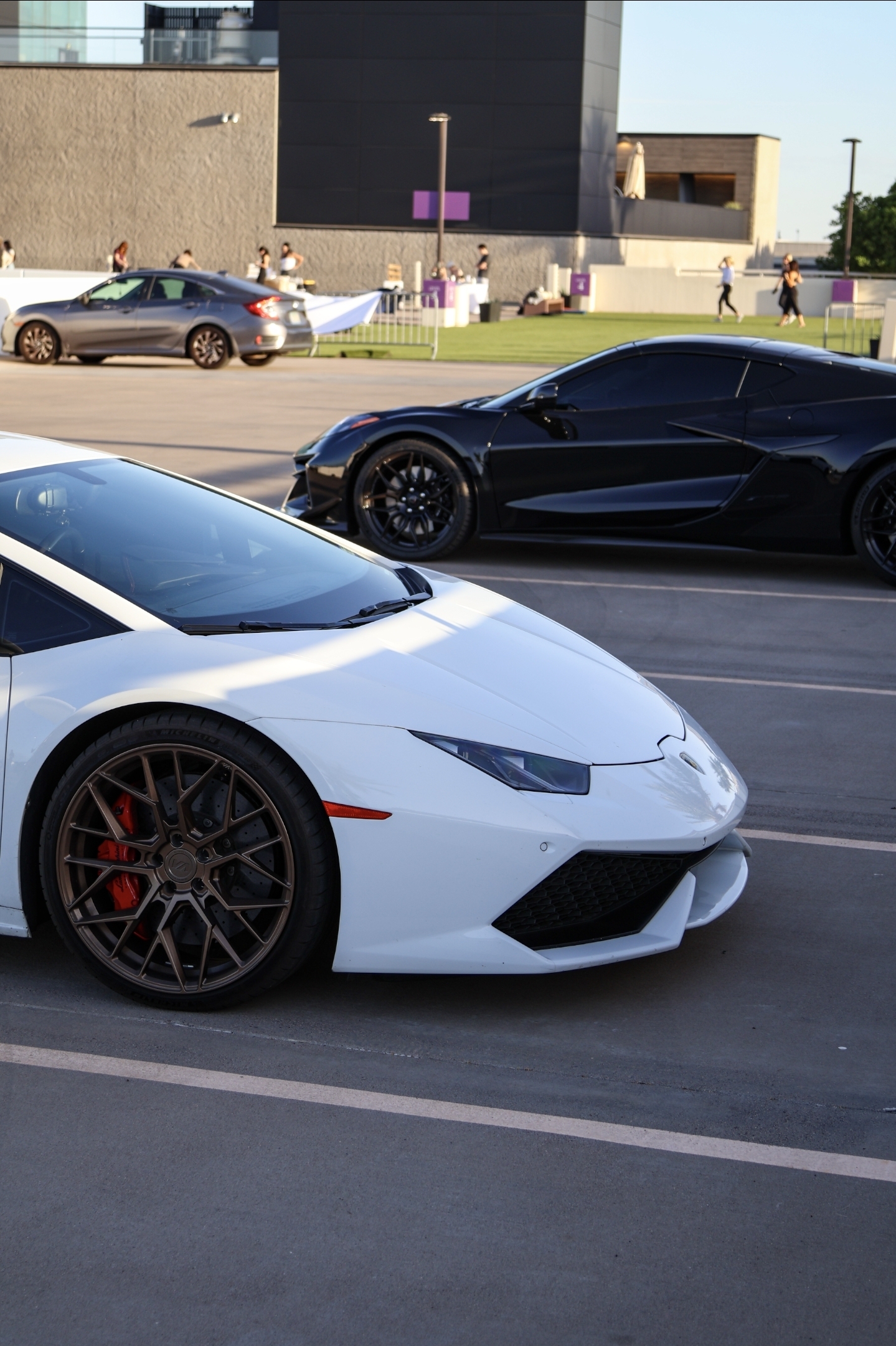 Lamborghini Huracan LP 610-4 Coupe photo 5 - BExotic Scottsdale, AZ