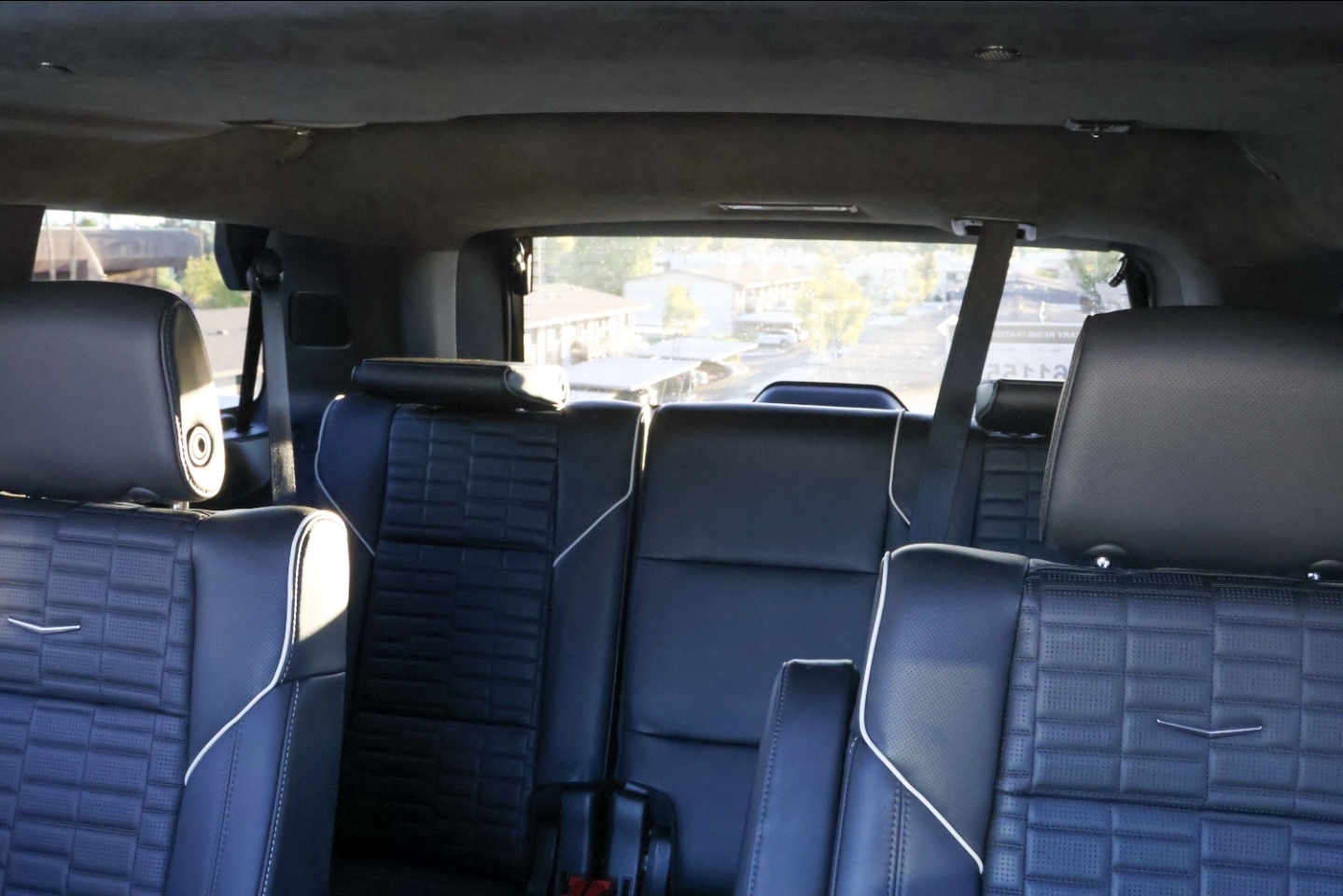 Cadillac Escalade-V photo 6 - BExotic Scottsdale, AZ